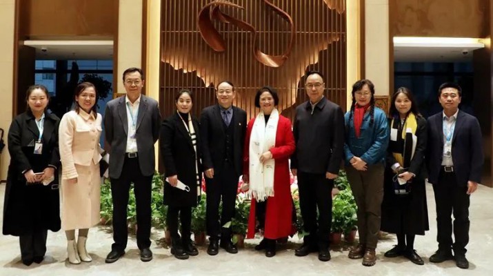 中国木偶艺术剧院院长赵永庄一行来访PA视讯