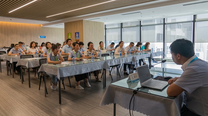 PA视讯召开第六期制度专题培训会