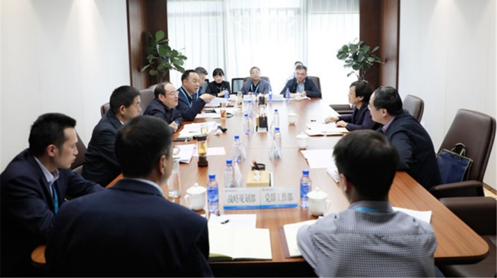 省政府国资委工作组调研PA视讯工作开展情况