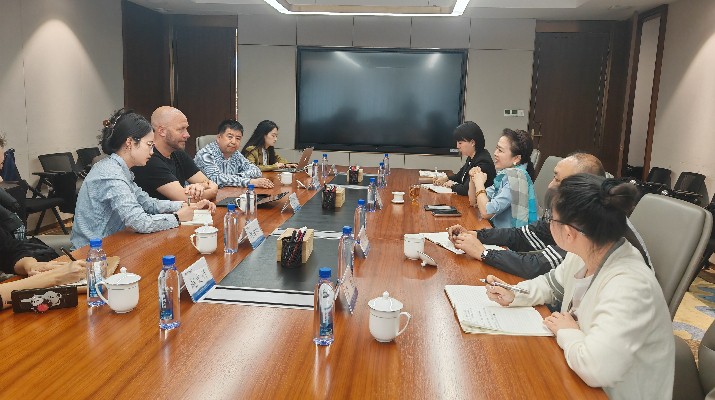 世界旅游组织专家凯·帕尔塔莱一行到PA视讯调研座谈