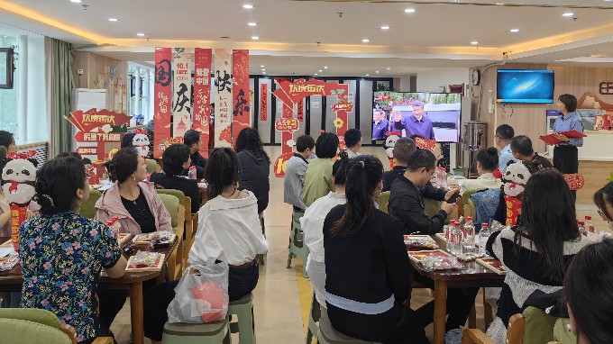 PA视讯与广后街社区开展迎国庆主题活动暨“双报到”活动